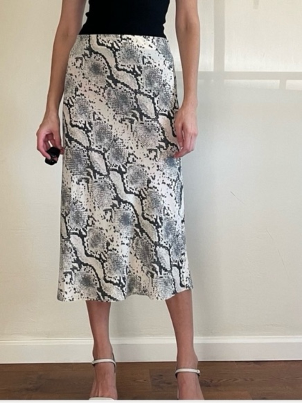 Wilfred Snake Print Midi Skirt in Black and White